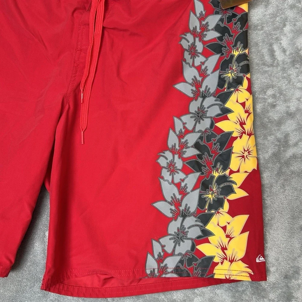 2-Pack Quiksilver Boardshorts Mens Size 36 Red Floral Surf Swim Beach Trunks-NWT